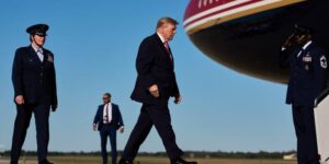 CNN dreigt met nieuwe juridische stappen en zegt dat de toegang tot Air Force One nog steeds wordt ontzegd