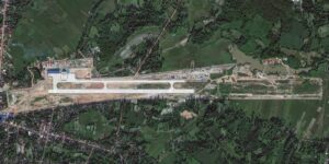 China opent een gezamenlijk vliegveld in Laos, terwijl de bouw aan de gang is en zijn militaire rol in het oog wordt gehouden