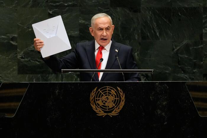 De Israëlische Netanyahu bij de VN noemt beschuldigingen van genocide in Gaza ‘de grootste leugen van de eeuw’