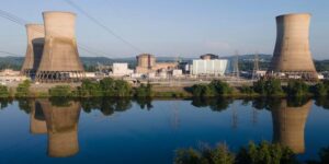 De VS brengen gesloten kerncentrales nieuw leven in om aan de groeiende vraag naar elektriciteit te voldoen en datacenters van stroom te voorzien
