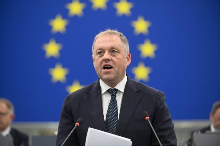 De spanningen over de volgende langetermijnbegroting van de EU laaien op, in de aanloop naar de onvoorspelbare verkiezingen in 2027