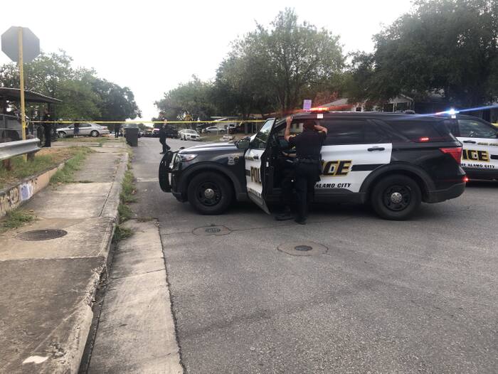 Een man uit San Antonio die vier verschillende aanklachten heeft, waaronder moord, heeft alle zaken afgewezen