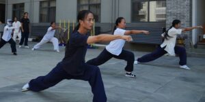 In de Chinese taoïstische vechtsportscholen is vechten slechts een deel van de les