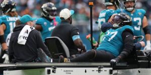 Jaguars LT Anton Harrison moet een arthroscopische knieoperatie ondergaan en zal weken, misschien maanden missen
