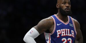 Jimmy Butler, Paul George en James Harden onder de All-Stars slaagden er niet in om een ​​titel te winnen in Philly. Kan LeBron?