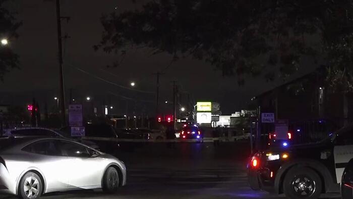Man ernstig gewond geraakt bij schietpartij in appartementencomplex West Side, zegt SAPD