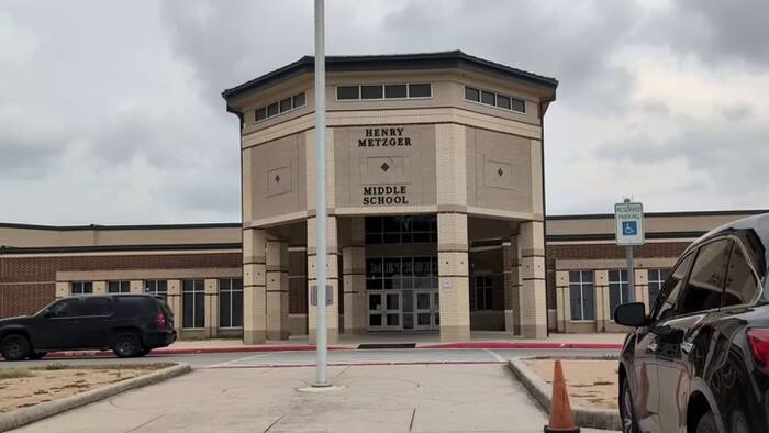 Meisje steekt jongen neer op Metzger Middle School, zegt Judson ISD-bestuurslid
