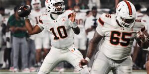 Mensah zet ACC-scores voor opeenvolgende voltooiingen, verdediging stijgt op de 4e plaats terwijl nummer 5 Miami Wake Forest overtreft
