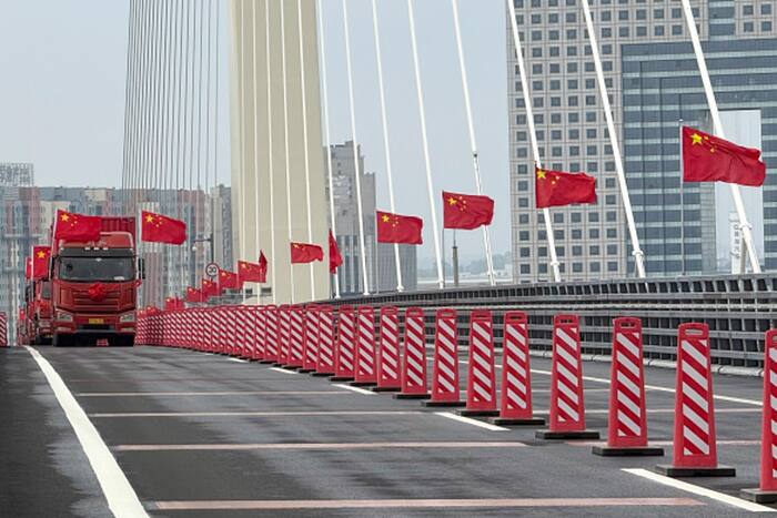 Nieuwe brug China-Noord-Korea gaat na ruim tien jaar vertraging open