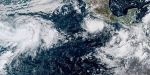 Orkaan Polo raast langs de Pacifische kust van Mexico als ‘een van de sterkste stormen ooit’