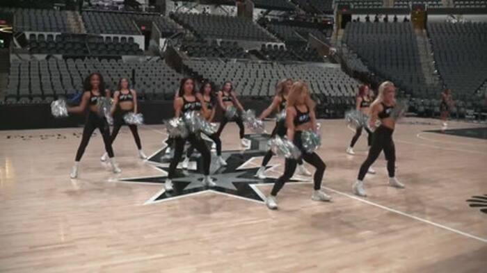 Silver Dancers keren na een onderbreking van acht jaar terug naar het Spurs-veld