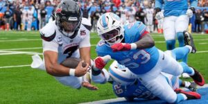 Stroud rent voor een TD, gooit voor een nieuwe terwijl Houston Titans verslaat voor de eerste overwinning van het seizoen