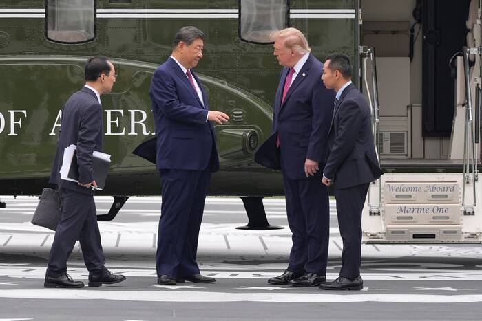 Trump zet de pracht en praal voor Xi uiteen, maar zegt weinig over de aanzienlijke spanningen in de betrekkingen tussen de VS en China
