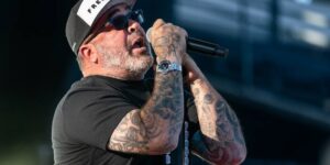 Vaders, Gen Z-fans verenigen zich terwijl Staind een San Antonio-date toevoegt aan hun ’25th Anniversary Tour’