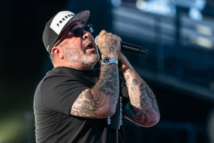 Vaders, Gen Z-fans verenigen zich terwijl Staind een San Antonio-date toevoegt aan hun '25th Anniversary Tour'