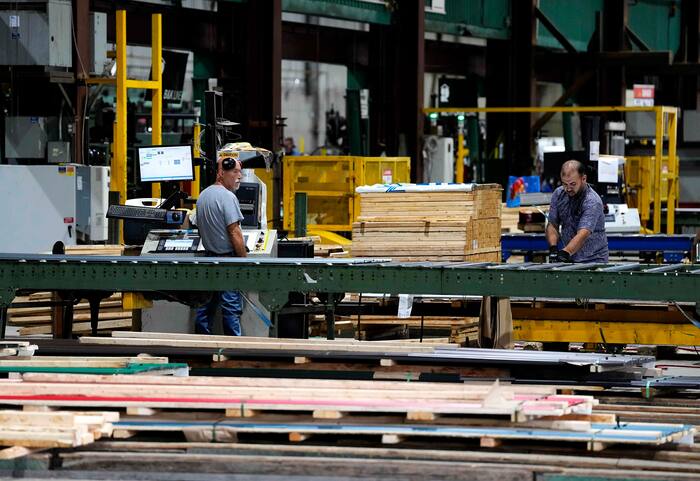 Van motorfietsen tot drank: het Amerikaanse verbod op Canadese import ter waarde van $1 miljard wordt van kracht